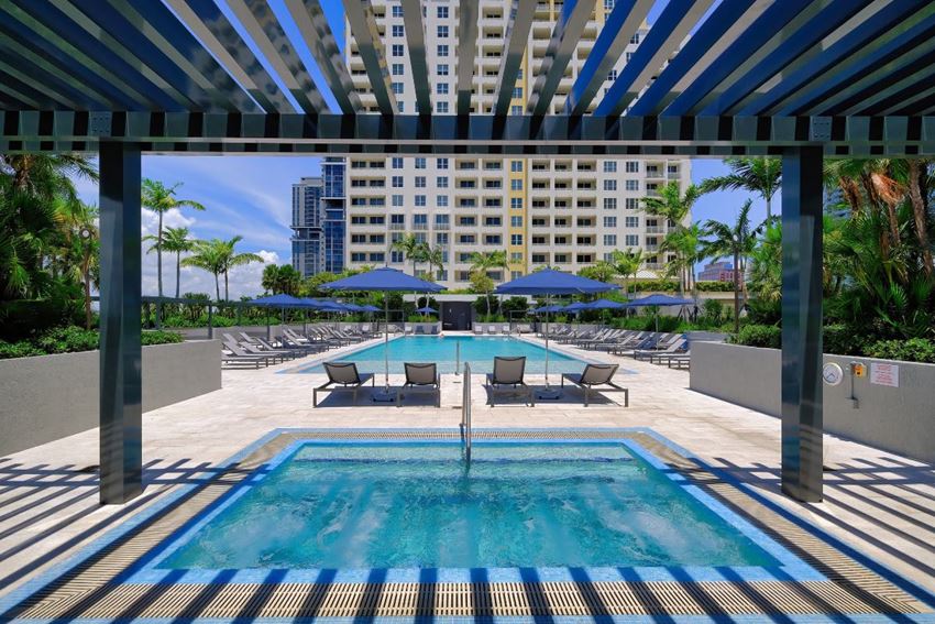 Regatta At New River Apartments, 400 SW 1st Avenue, Fort Lauderdale, FL